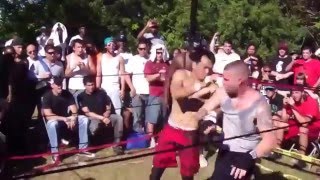 Таец против боксера